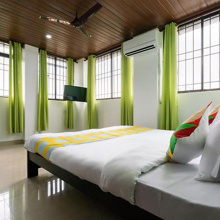 Oyo Home 49697 Aj Apartments Kochi 외부 사진